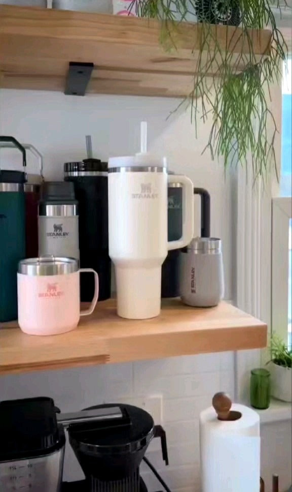 Stanley-Quencher H2.0 Flowstate Stainless Steel 40 OZ Vacuum Insulated Cup, Tumbler, Mug with Lid -Stainless Steel - BPA free, Cup, Mug, Car Mug - Stanley - Tumbler -Travel Partner - Best Gift - Coffee Mug - Gym Bottle - Hot & Cold - [PREMIUM BATCH ]💥